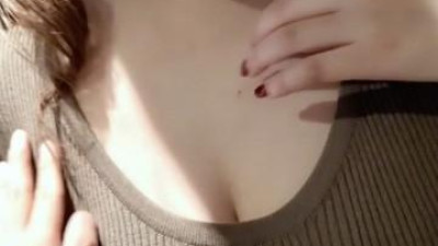 FC2-PPV-1837582 - Sa Ishihara는 매우 아름다운 19 세 신 우유를 즐겼습니다.