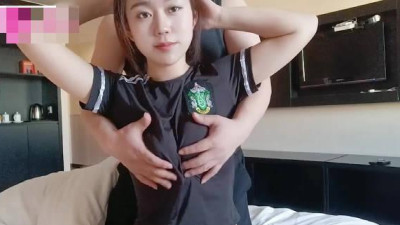 Lolita Club, massage technician clears the meridians for the rich woman